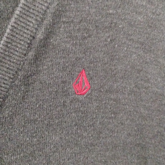 Volcom cardigan SZ: medium - Picture 4 of 10